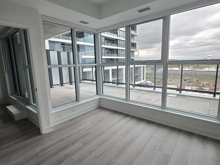 20 Deans Dr #401 — Photo 5