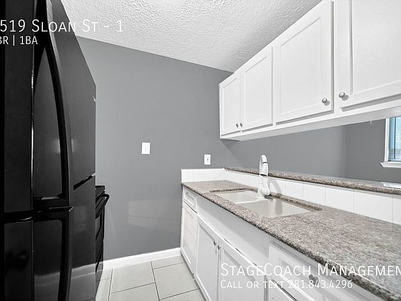 3rd image of 6519 Sloan St APT 1
