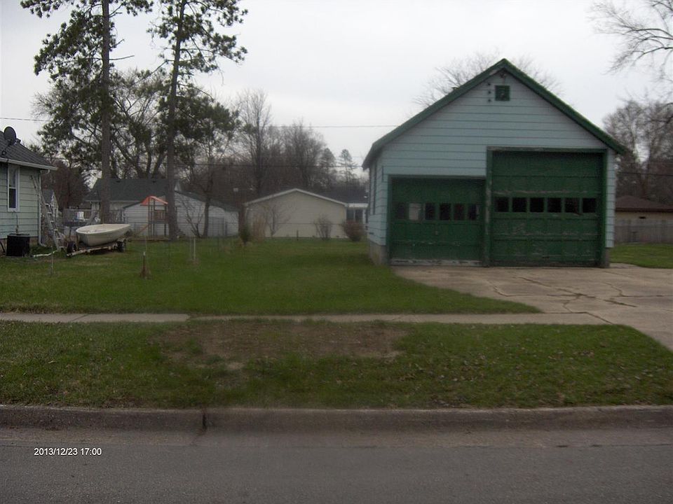 1st image of 1603 Myra Ave