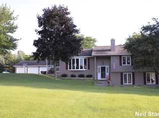 2518 Byron Rd, Hudsonville, MI 49426