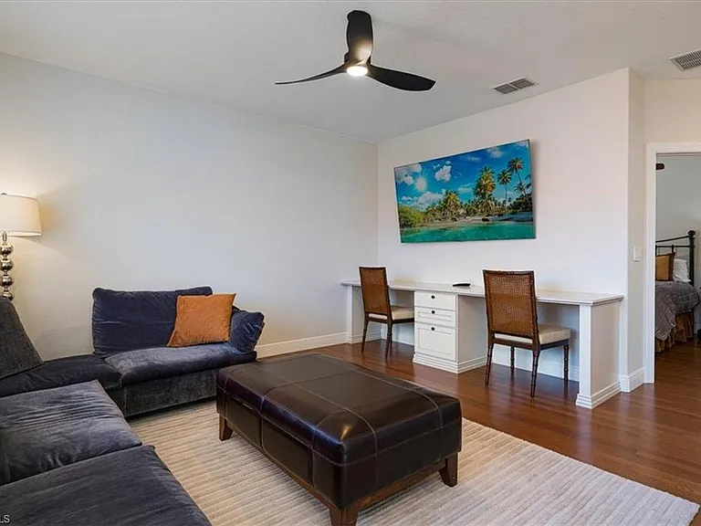 7703 Martino Cir — Photo 21
