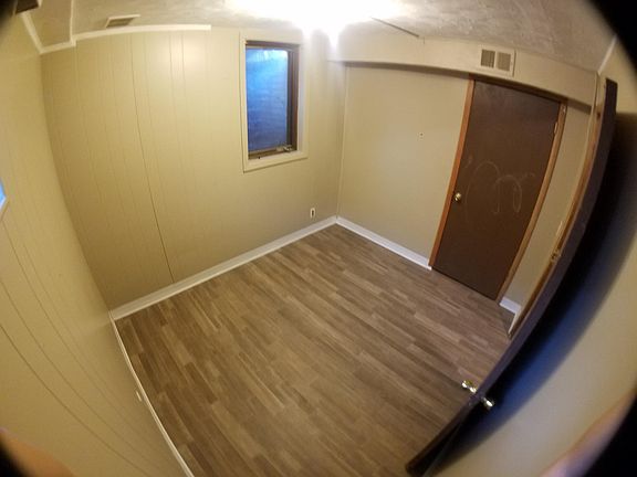 4th image of 3115 West St