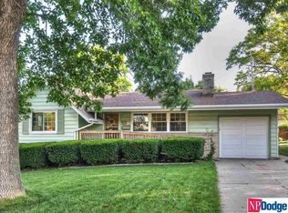 4516 Grover St, Omaha, NE 68106