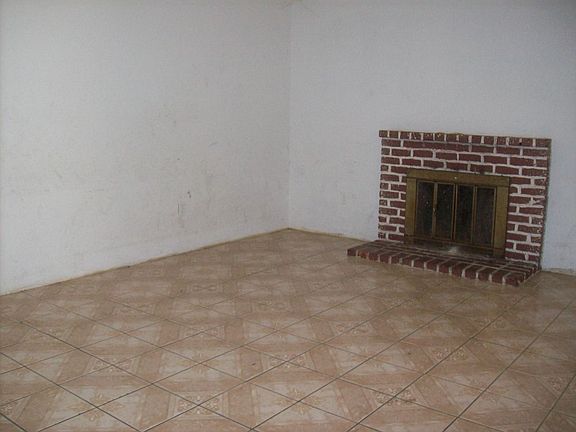 2nd image of 962 Sinbad Ave