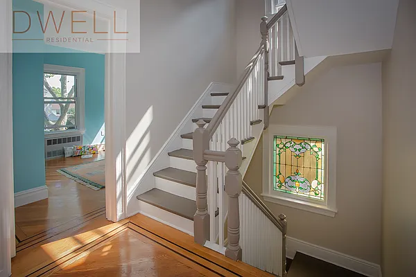 Sold by Dwell Residential Inc | media 10