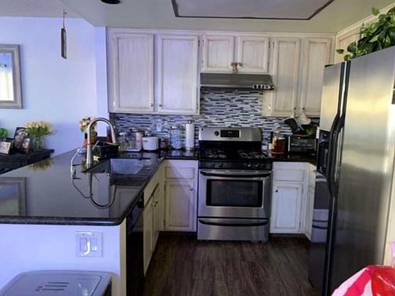 3rd image of 7956 Alton Dr
