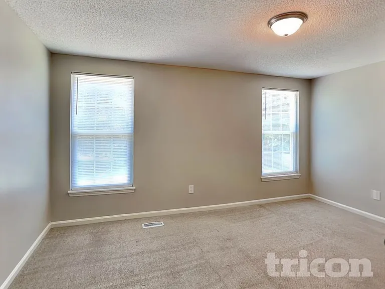 10733 Downpatrick Pl — Photo 13