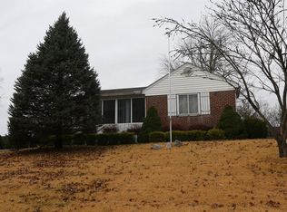 933 Nowlin Ave, Lawrenceburg, IN 47025