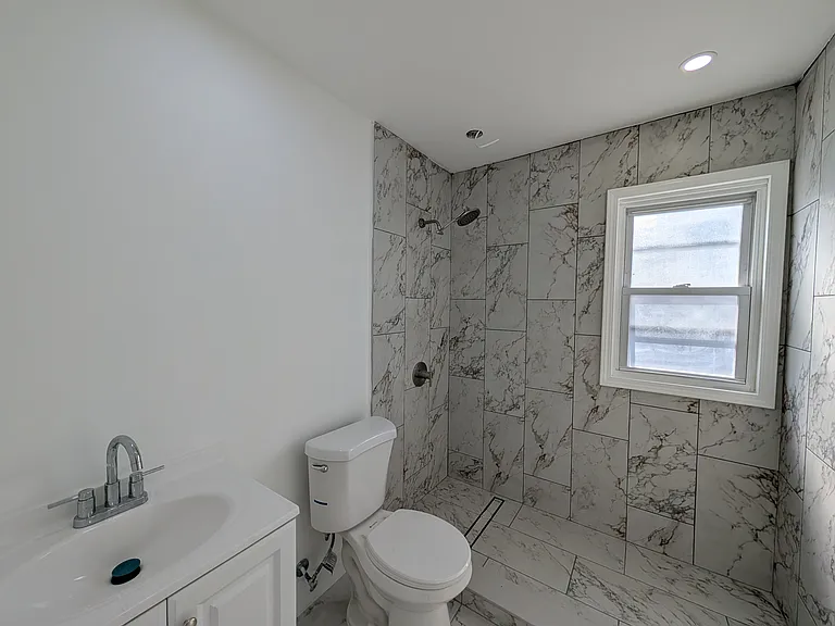 25 Bloomfield Ave #1 — Photo 10