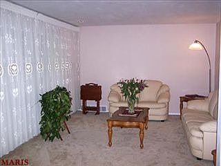 2nd image of 833 Berry Hill Dr