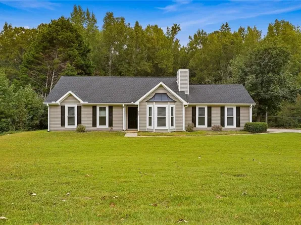 125 Beaver Creek Ln, Sharpsburg, GA 30277