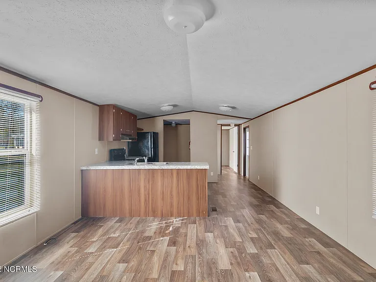 207 Patrick Alan Ln — Photo 8
