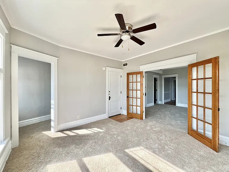 509 E Milwaukee St — Photo 13
