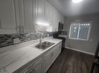1279 Eureka St, San Diego, CA 92110