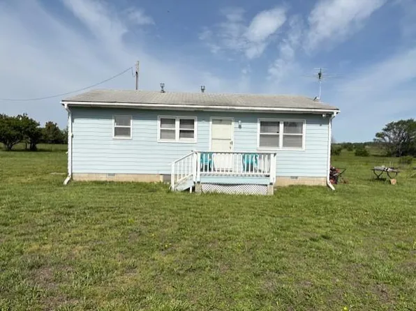 24002 Jackson Rd, Parsons, KS 67357