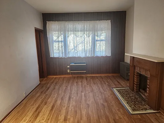 Rented by NY Metro Realty Group | media 15