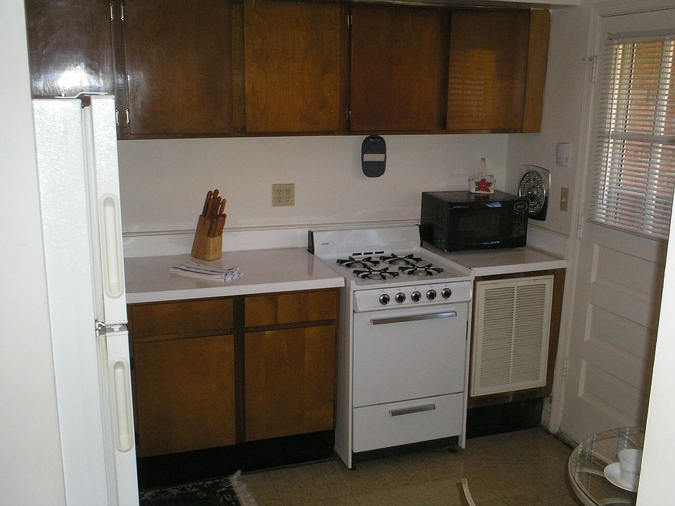 1st image of 2534 Waldo Ln