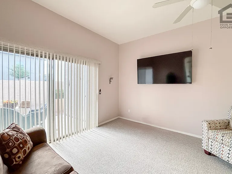 205 N 74th St #116 — Photo 23
