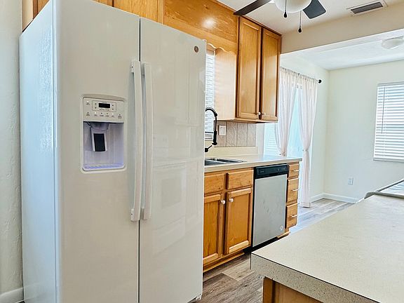 5th image of 1171 Rordon Ave