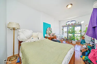 Rented by Living New York