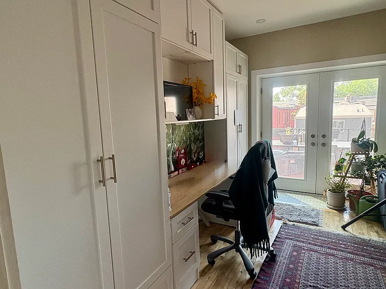 1200 Monroe St NW #B — Photo 9