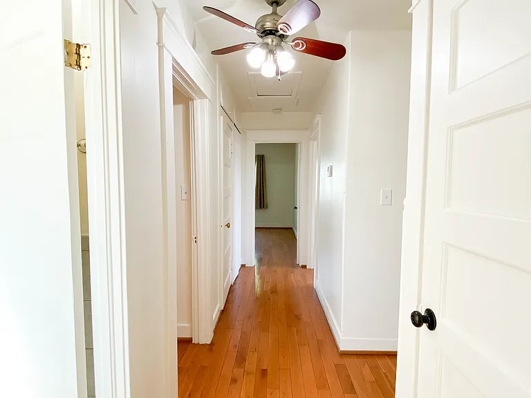 709 N Electric Ave — Photo 18