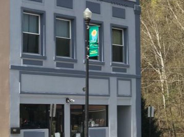 204 Main St
