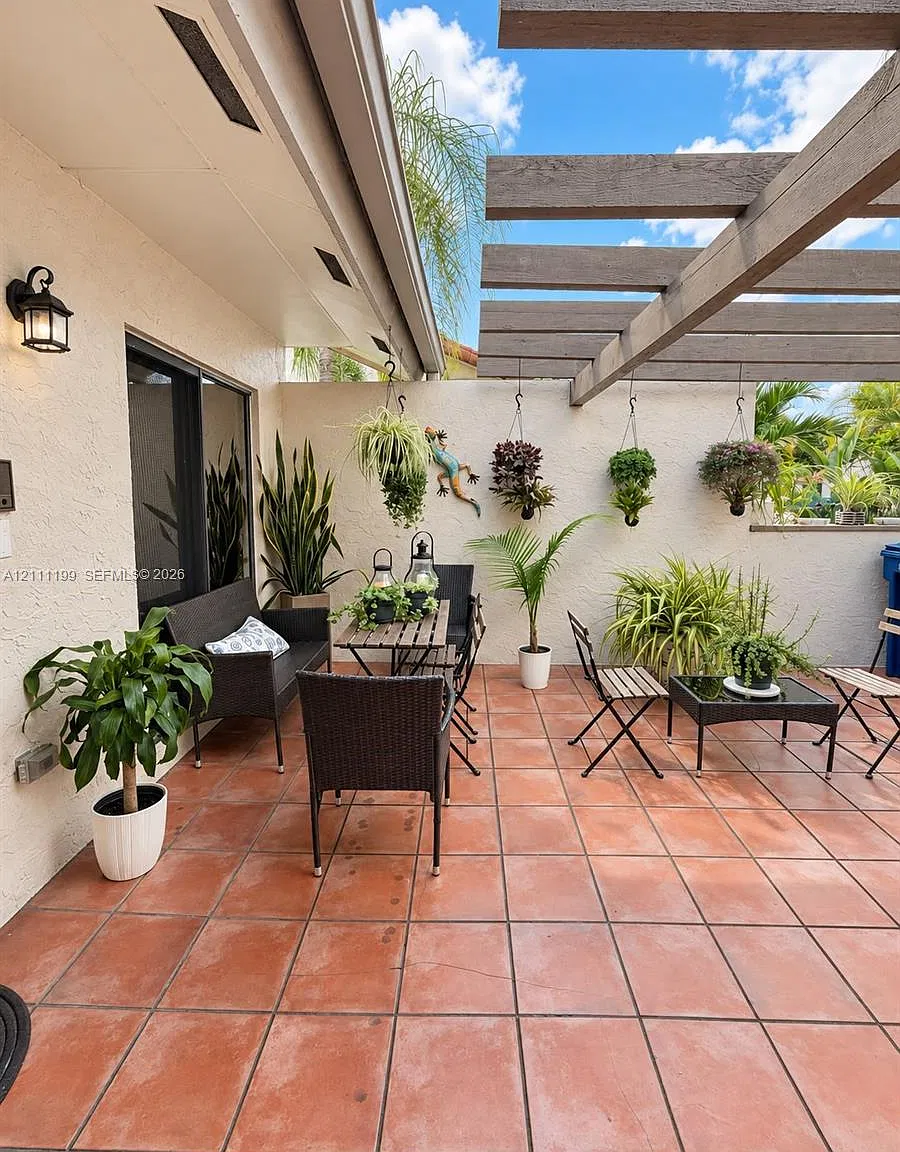 11404 SW 87th Ter — Photo 3