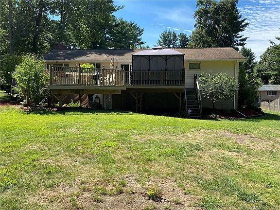 5th image of 43 Oakwood Dr