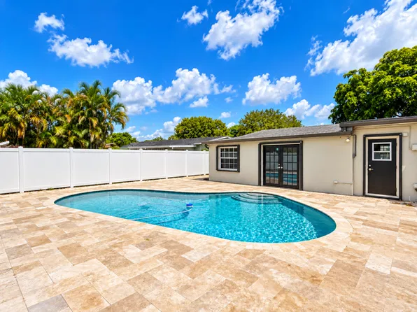 5001 SW 92nd Ter, Fort Lauderdale, FL 33328