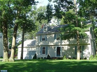 1680 Redwood Dr, Vineland, NJ 08361