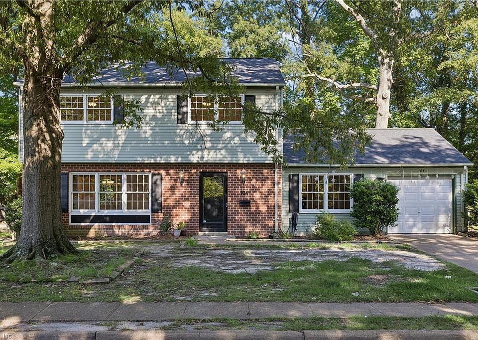 1st image of 104 Willow Oaks Blvd