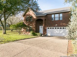 1202 Summit Crst, San Antonio, TX 78258