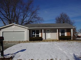 211 Westminster Dr, Saint Peters, MO
