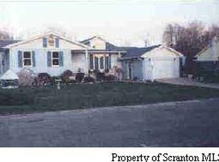 602 Firemans Ln, Forest City, PA 18421