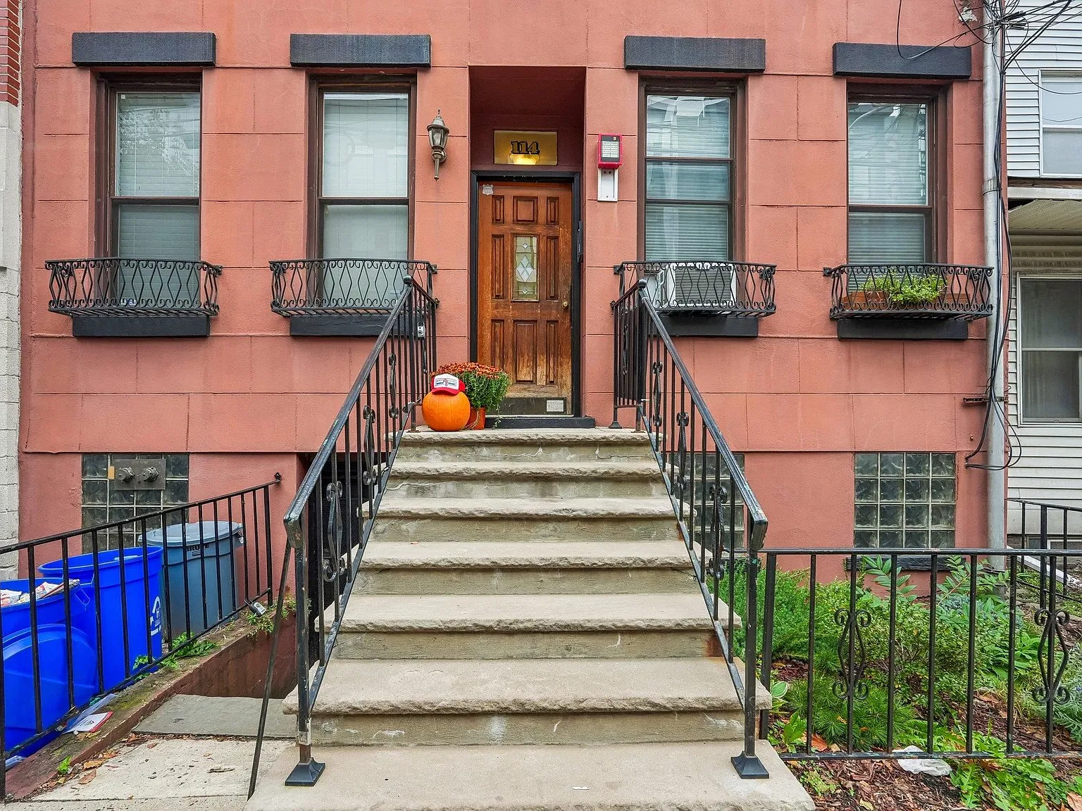 1 bed, 1.0 bath, 542 sqft, $3,000 — Photo 2