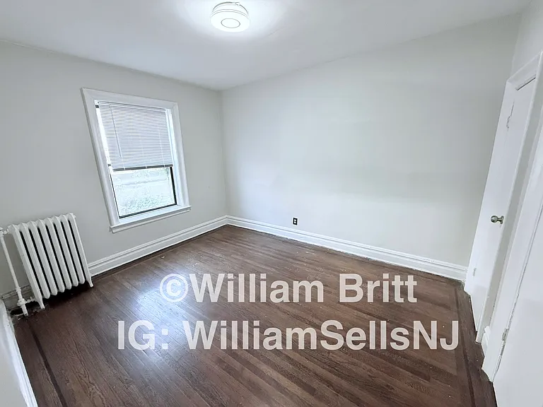 18-20 Kensington Ave #1B — Photo 11