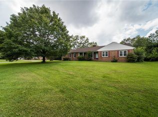 301 Grassy Meadow Ct, Greensboro, NC 27410