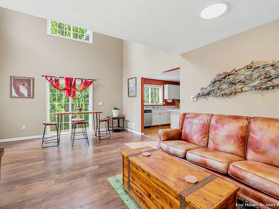 5th image of 3078 Ledgestone Pl NE