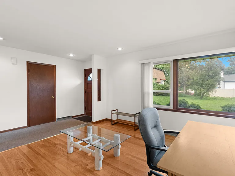 123 Ogden Ave — Photo 5