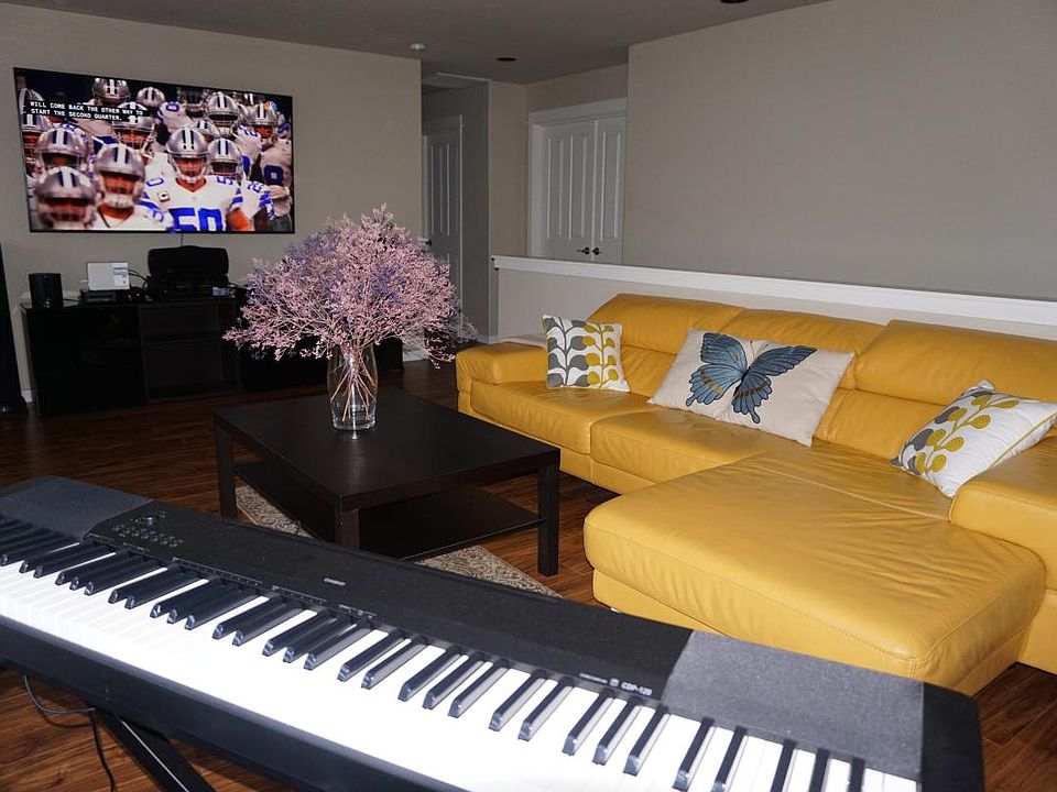 Living room view 1