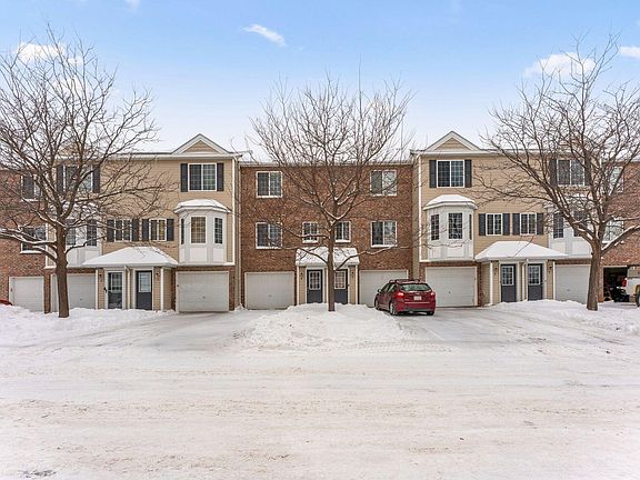 2nd image of 4826 Elm Dr N Unit 4