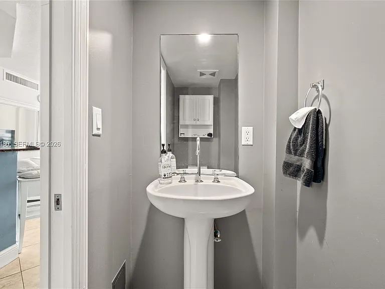 6917 Collins Ave #1609 — Photo 6