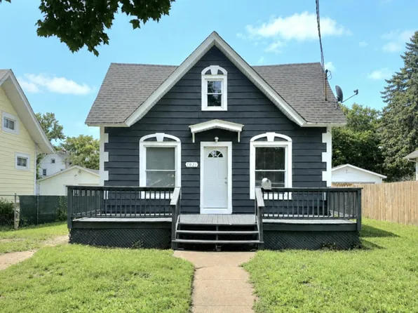 1021 8th St, Beloit, WI 53511