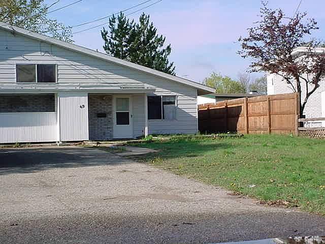 16498