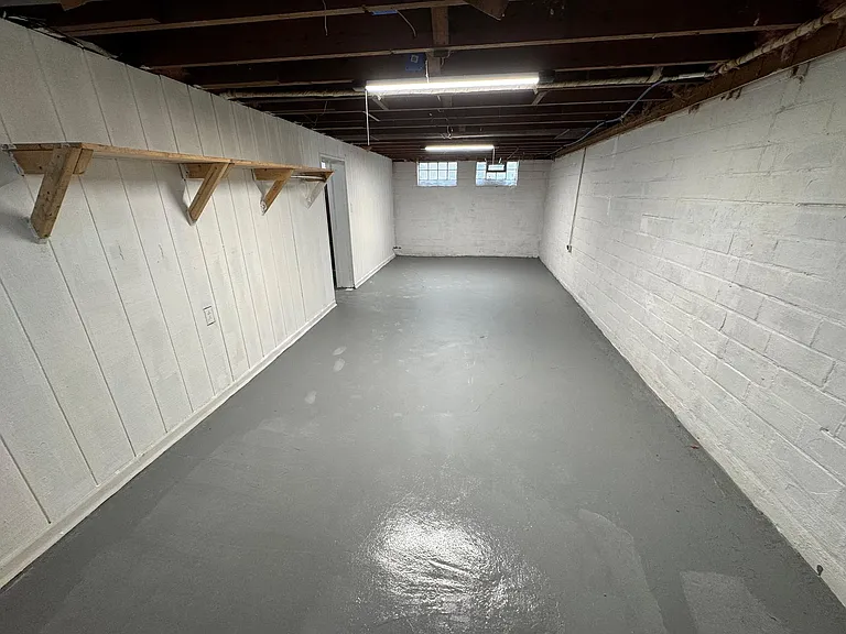 25301 Shoreview Ave — Photo 13