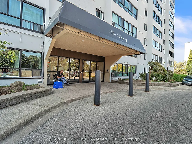 600 Grenfell Dr #1010 — Photo 28