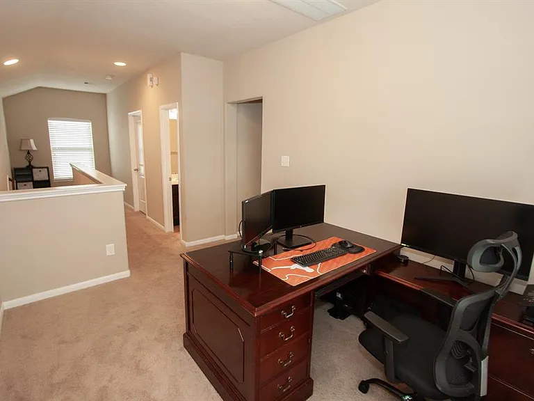 1508 Brook Hollow Dr — Photo 14
