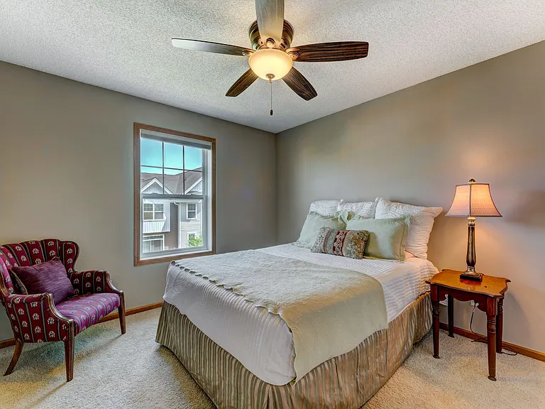 11939 Emery Village Dr N — Photo 17