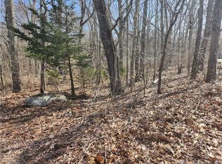 477-478 Deepwood Dr, Hebron, CT 06248